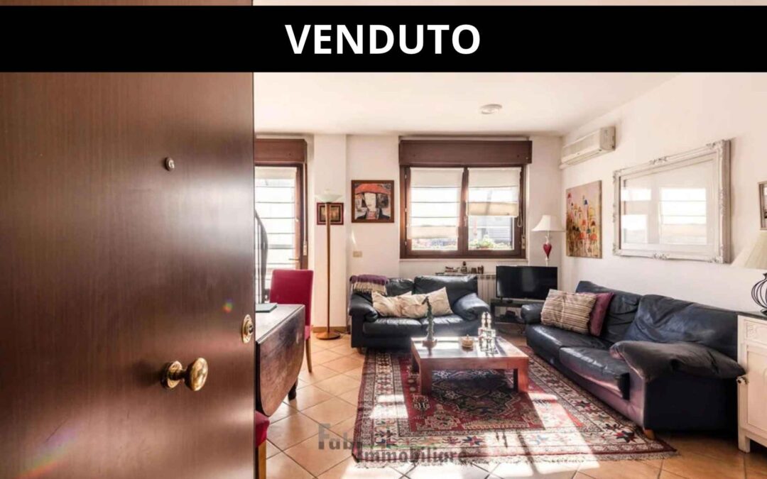 Appartamento su due piani in vendita in Via Amico Bignami, 93