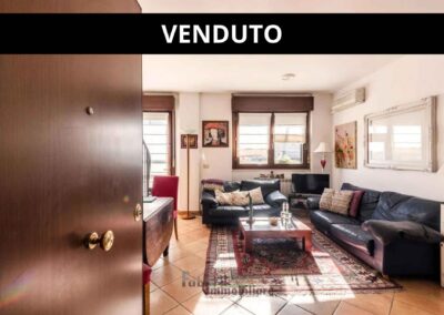 Appartamento su due piani in vendita in Via Amico Bignami, 93
