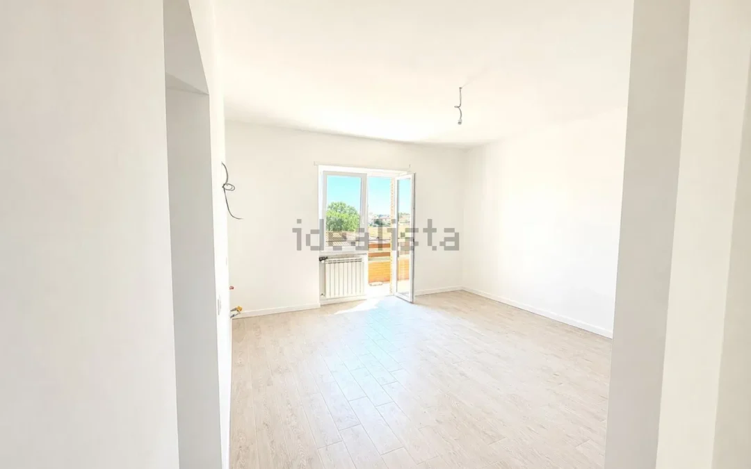 Trilocale in vendita in Via Passo Buole, 24