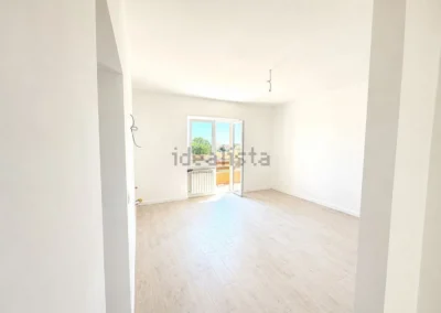 Trilocale in vendita in Via Passo Buole, 24